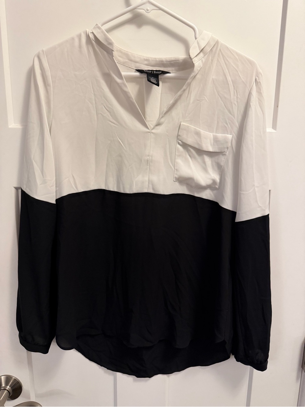 WHBM Two-Tone White and Black V-Neck Blouse - Women